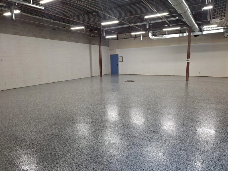 flooring full flake with polyaspartic topcoat